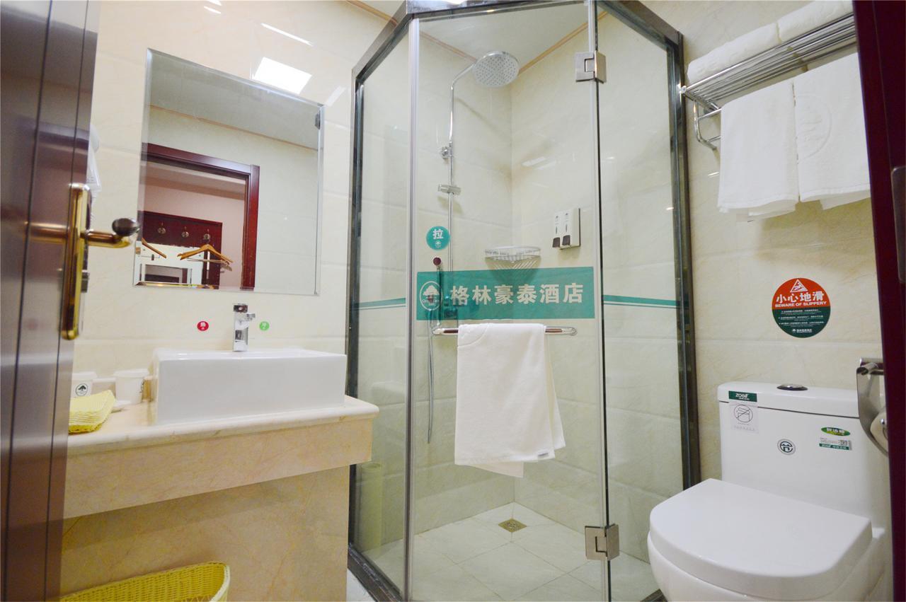 Greentree Inn Shanghai Minhang District Beiqiao Subway Station Express Hotel Xangai Exterior foto