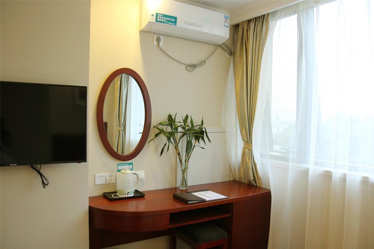 Greentree Inn Shanghai Minhang District Beiqiao Subway Station Express Hotel Xangai Exterior foto